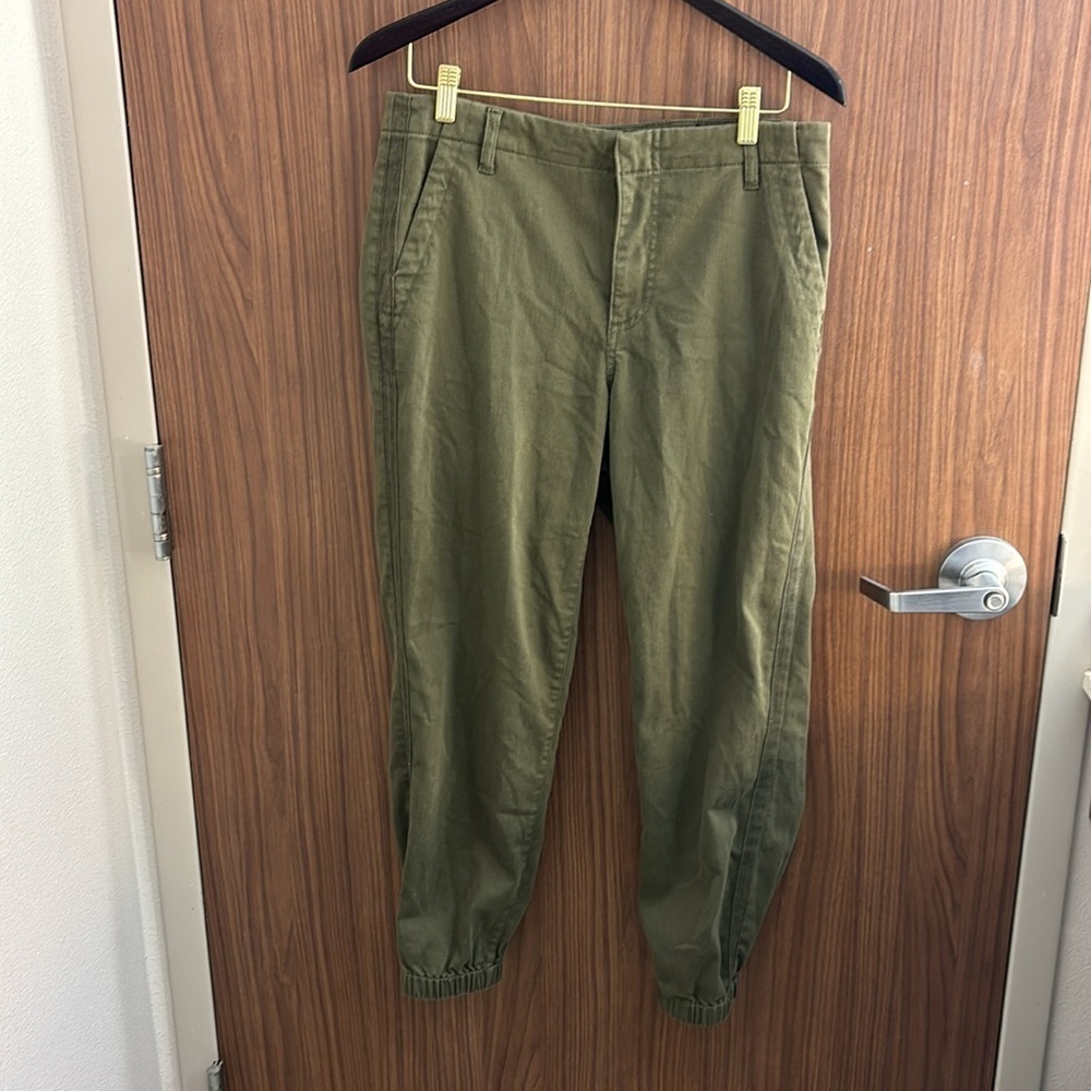 KUT from the Kloth Frida High
Rise Slim Track Pant size 8-EXCELLENT CONDITION